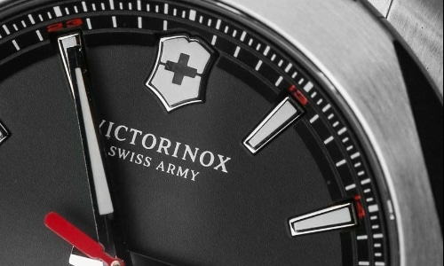 Shops cambiar pila reloj victorinox