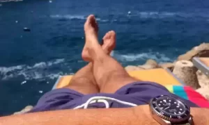 No recomendamos el uso de su reloj en el mar...